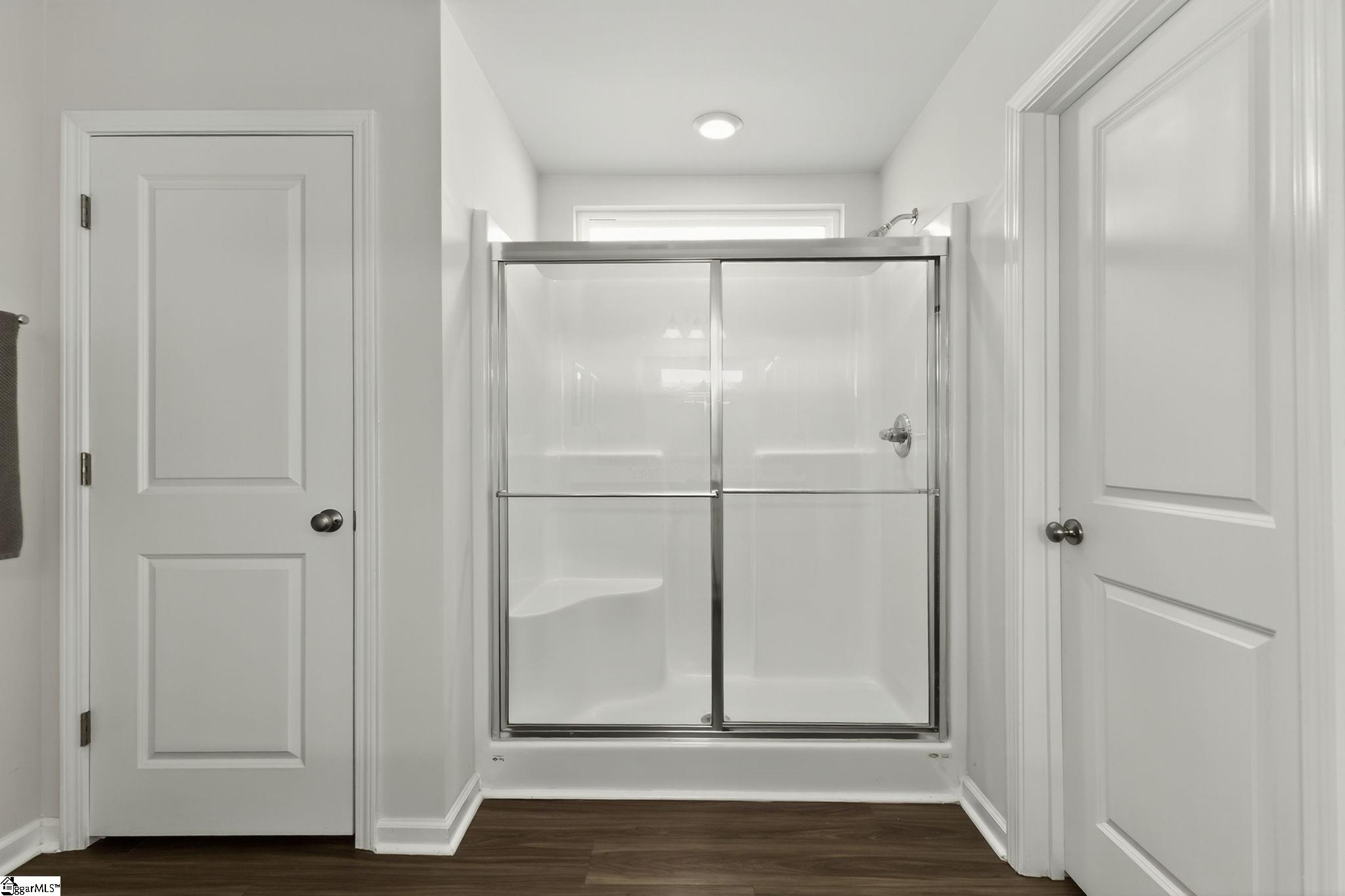 Easley, South Carolina 29640, United States, 4 Bedrooms Bedrooms, ,3 BathroomsBathrooms,Residential,Active,221499