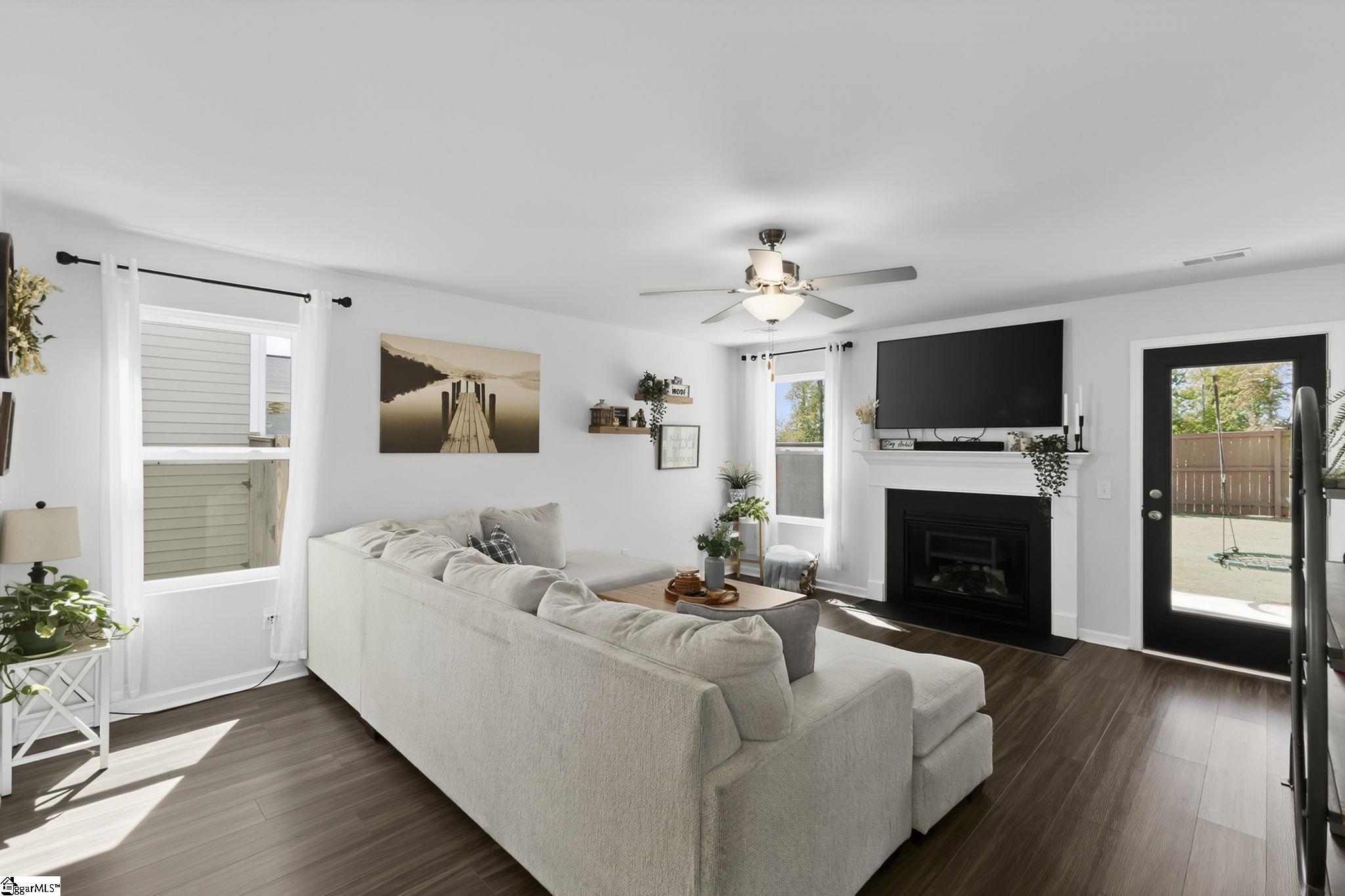 Easley, South Carolina 29640, United States, 4 Bedrooms Bedrooms, ,3 BathroomsBathrooms,Residential,Active,221499