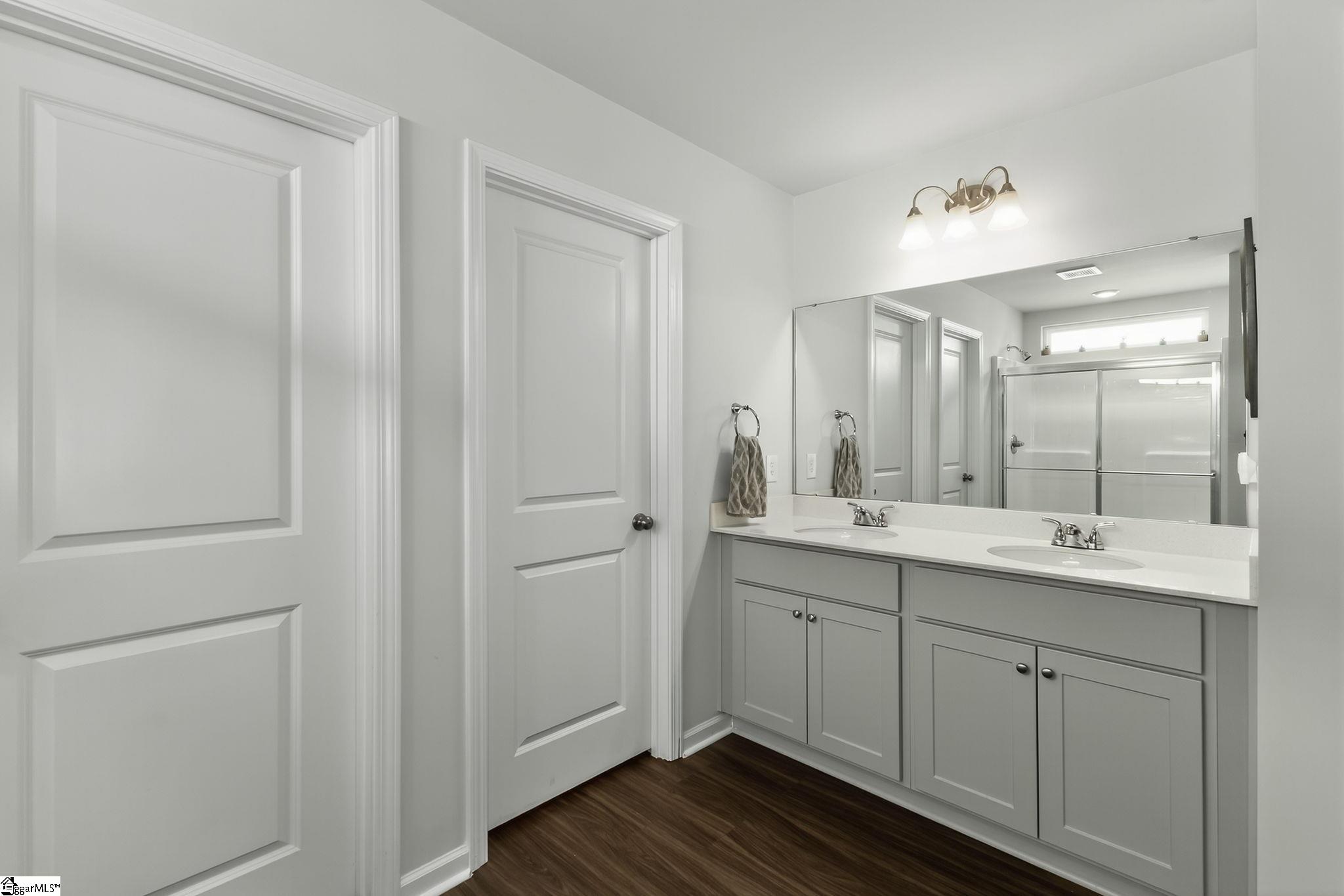 Easley, South Carolina 29640, United States, 4 Bedrooms Bedrooms, ,3 BathroomsBathrooms,Residential,Active,221499