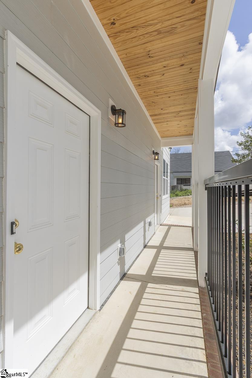 608 - 610 Branch Street