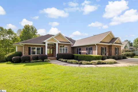 166 South Oak Pointe Drive Seneca SC 29672