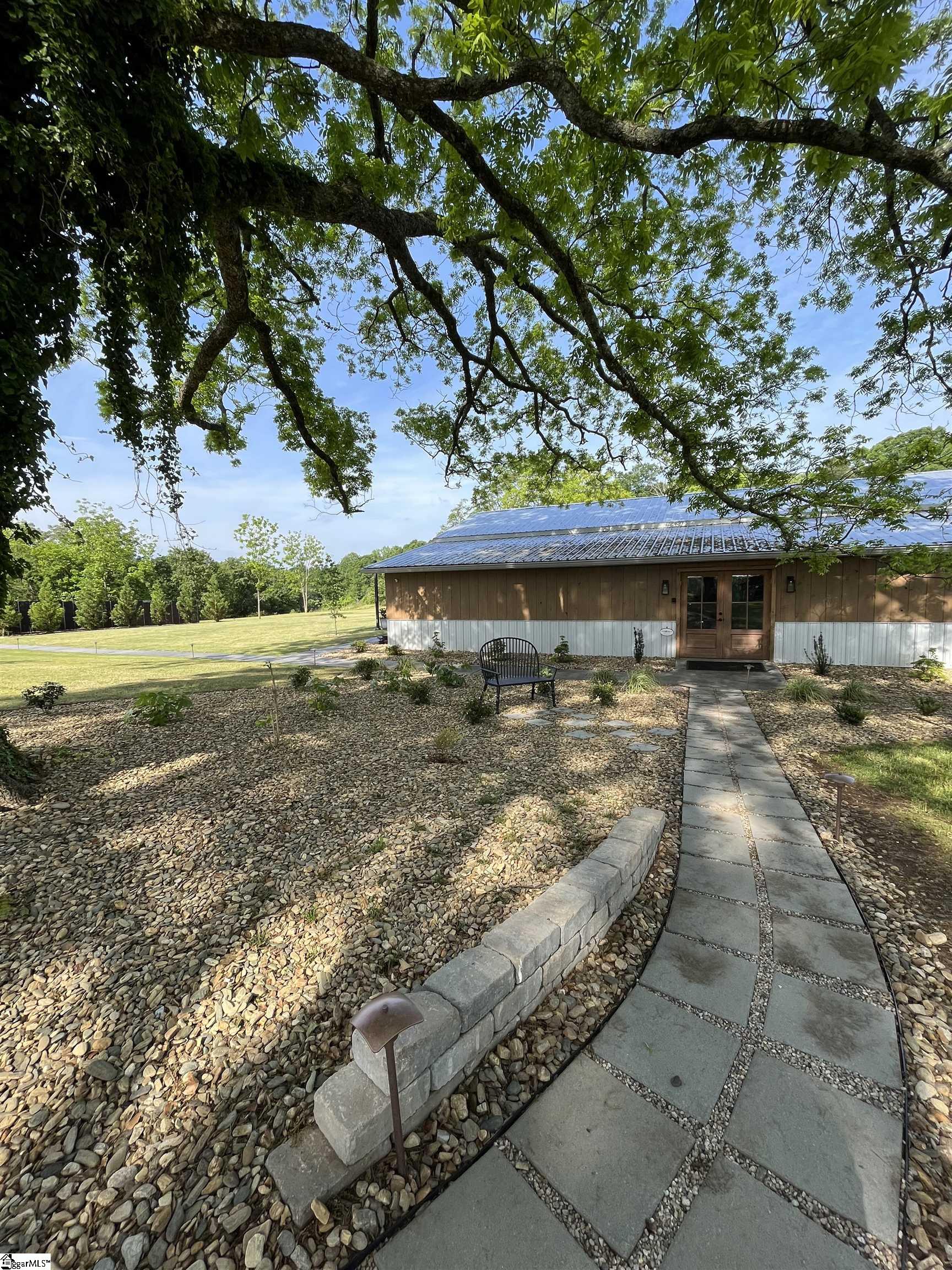 10049 Old White Horse Road