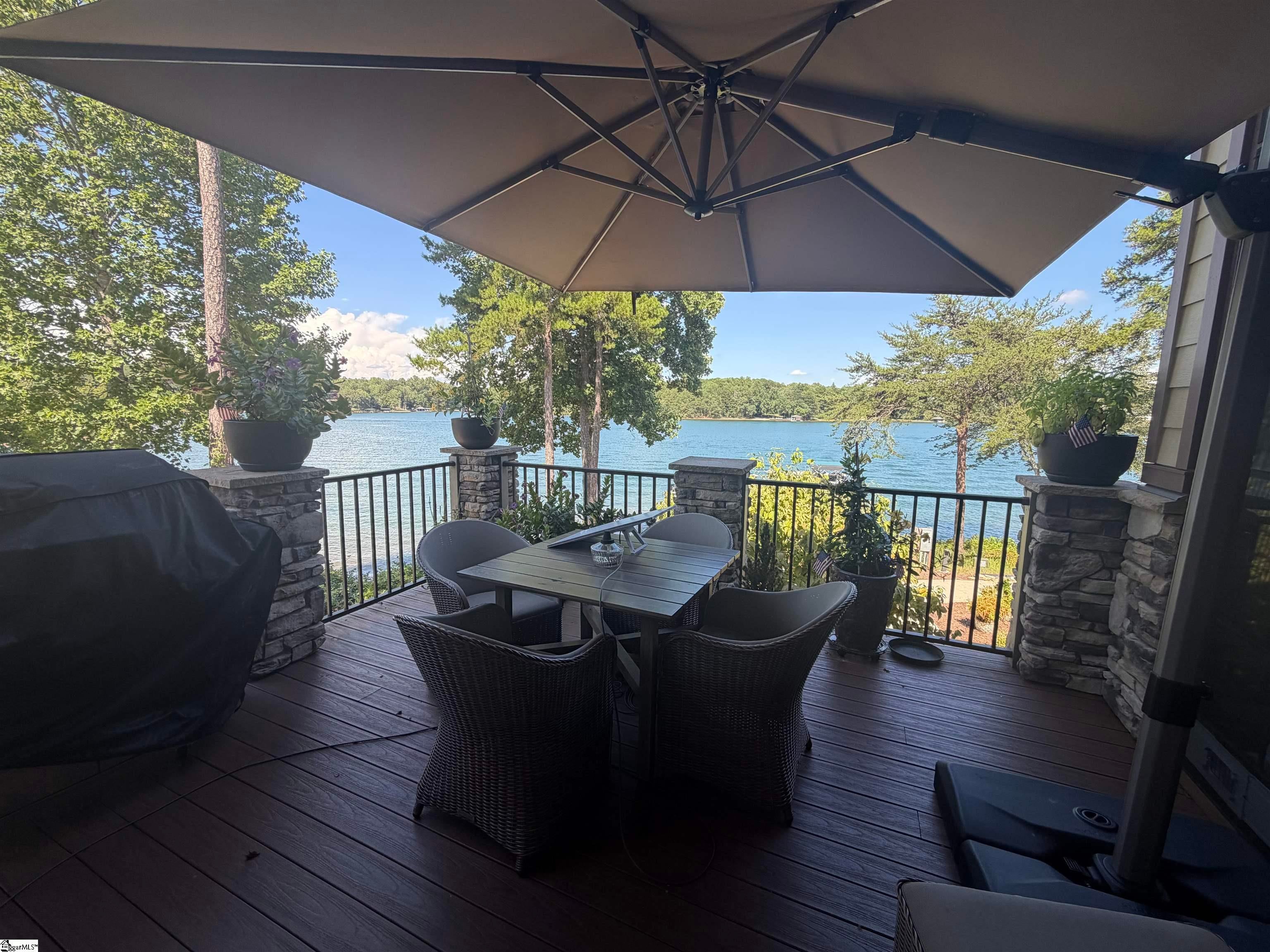 564 Sunset Point Drive