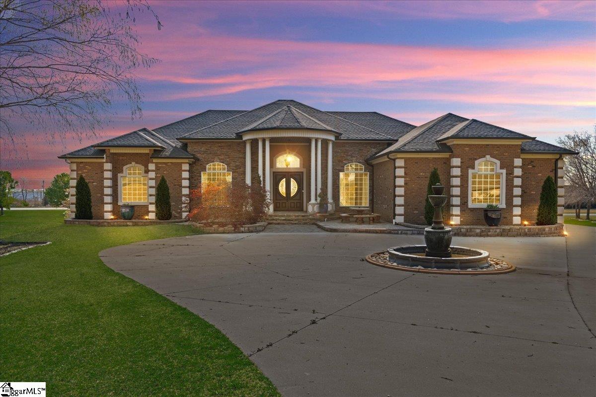 232 Vista Pointe Drive