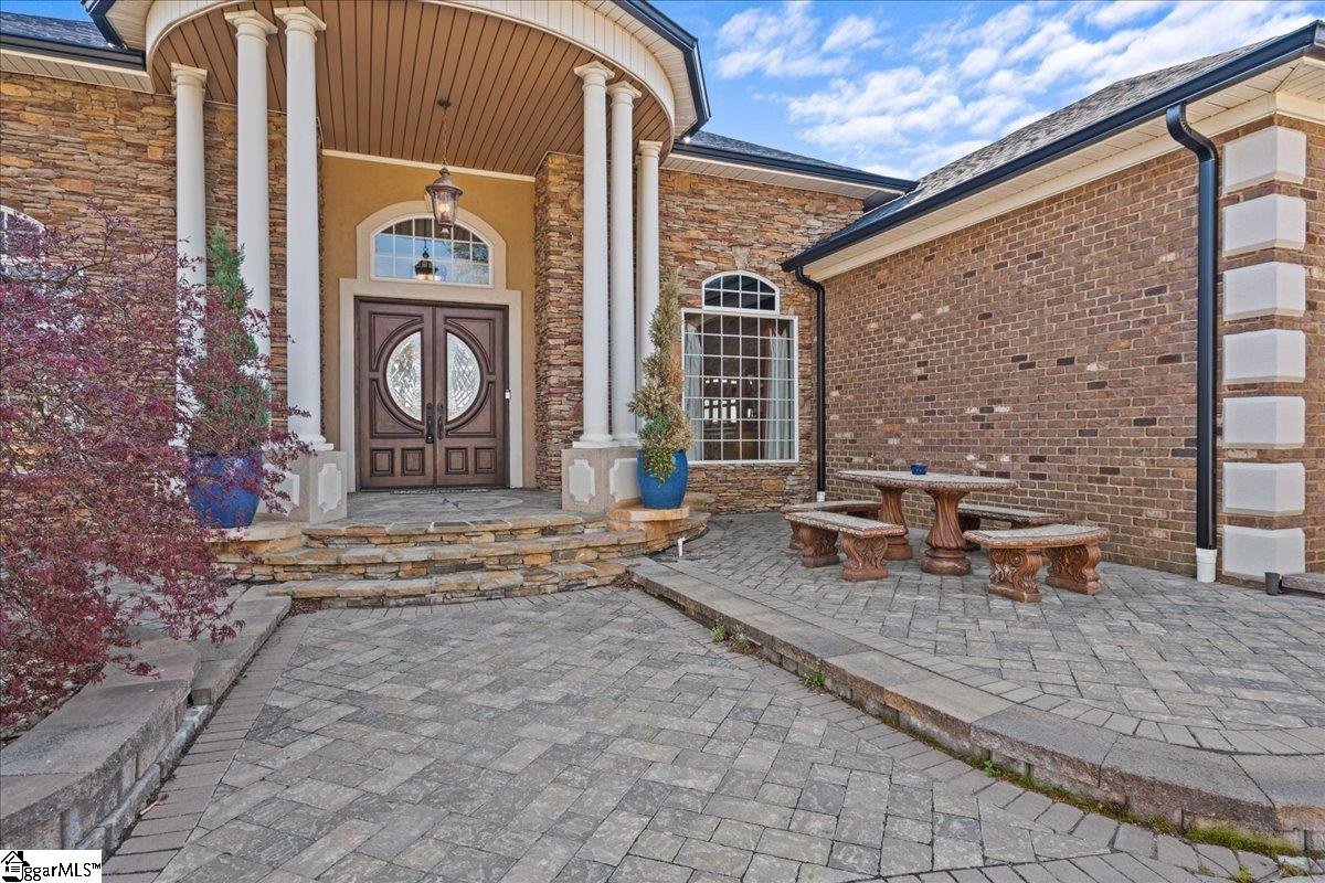232 Vista Pointe Drive