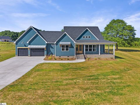 Photo of 1452 Stateline Road, Gaffney, SC 29341 (MLS # 1589892)
