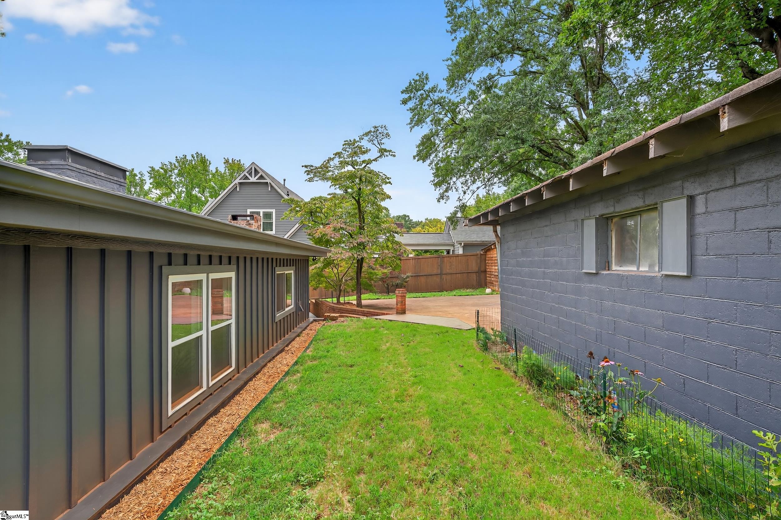 Greenville, South Carolina 29609, United States, 4 Bedrooms Bedrooms, ,4 BathroomsBathrooms,Residential,Active,191890