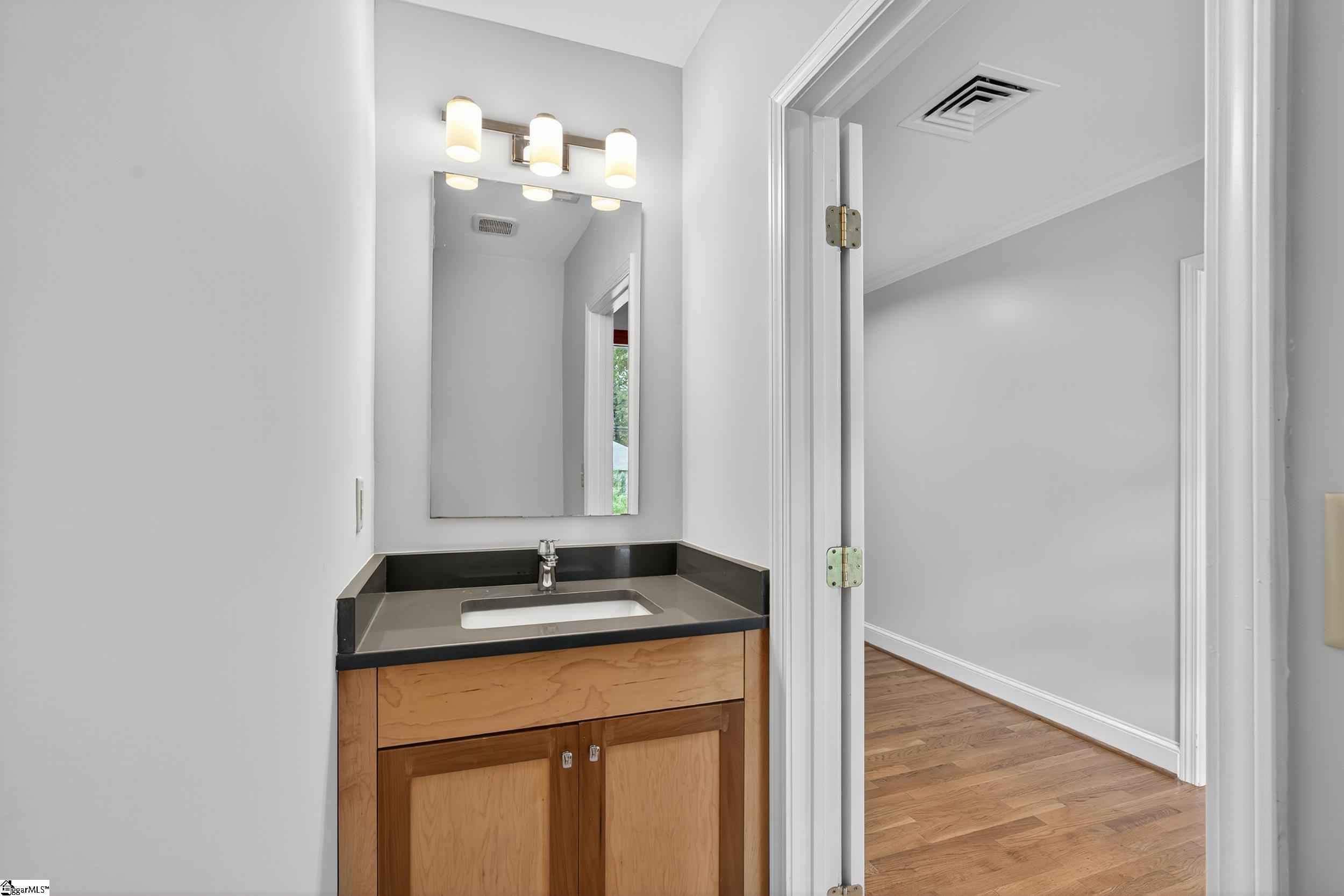 Greenville, South Carolina 29609, United States, 4 Bedrooms Bedrooms, ,4 BathroomsBathrooms,Residential,Active,191890