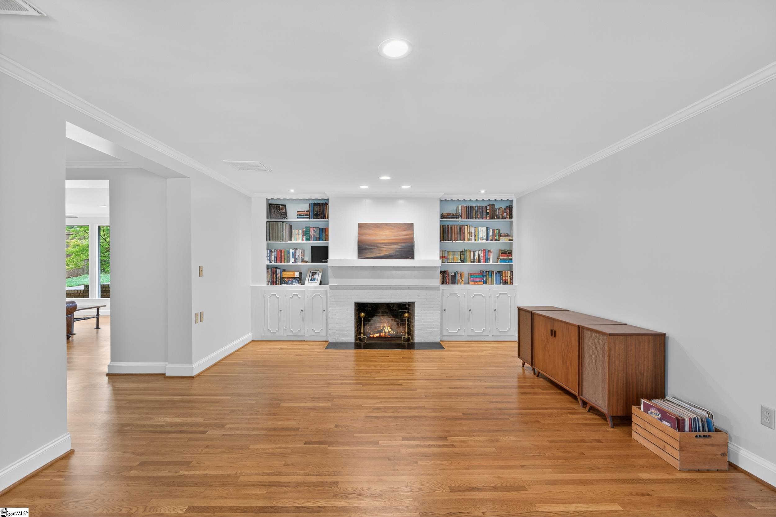 Greenville, South Carolina 29609, United States, 4 Bedrooms Bedrooms, ,4 BathroomsBathrooms,Residential,Active,191890