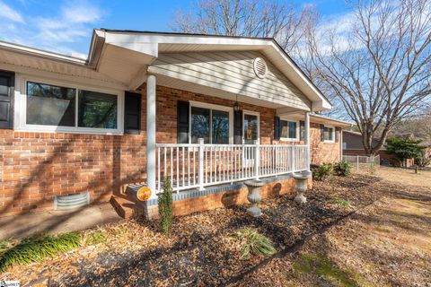 Photo of 12 Outter Drive, Inman, SC 29349 (MLS # 1577040)