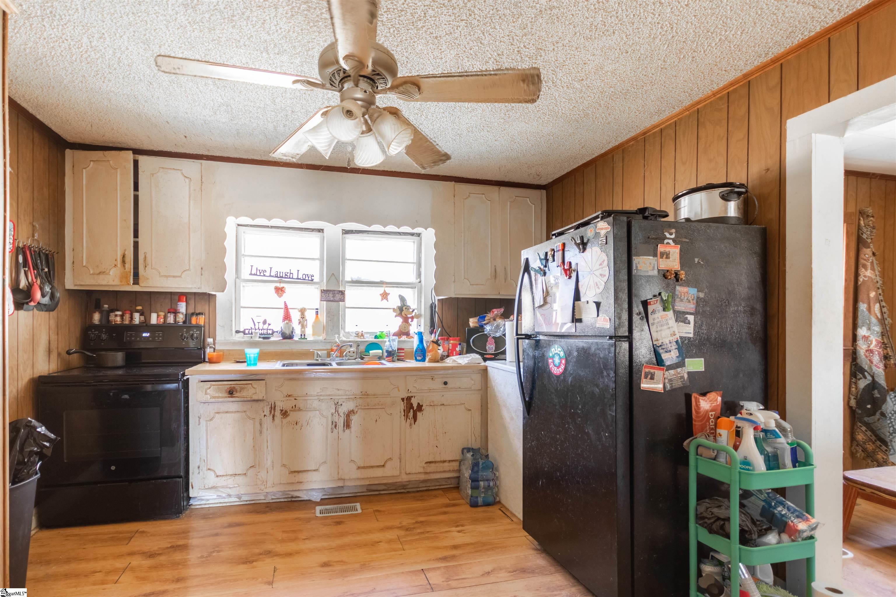 Woodruff, South Carolina 29388, United States, 3 Bedrooms Bedrooms, ,1 BathroomBathrooms,Residential,Active,88881