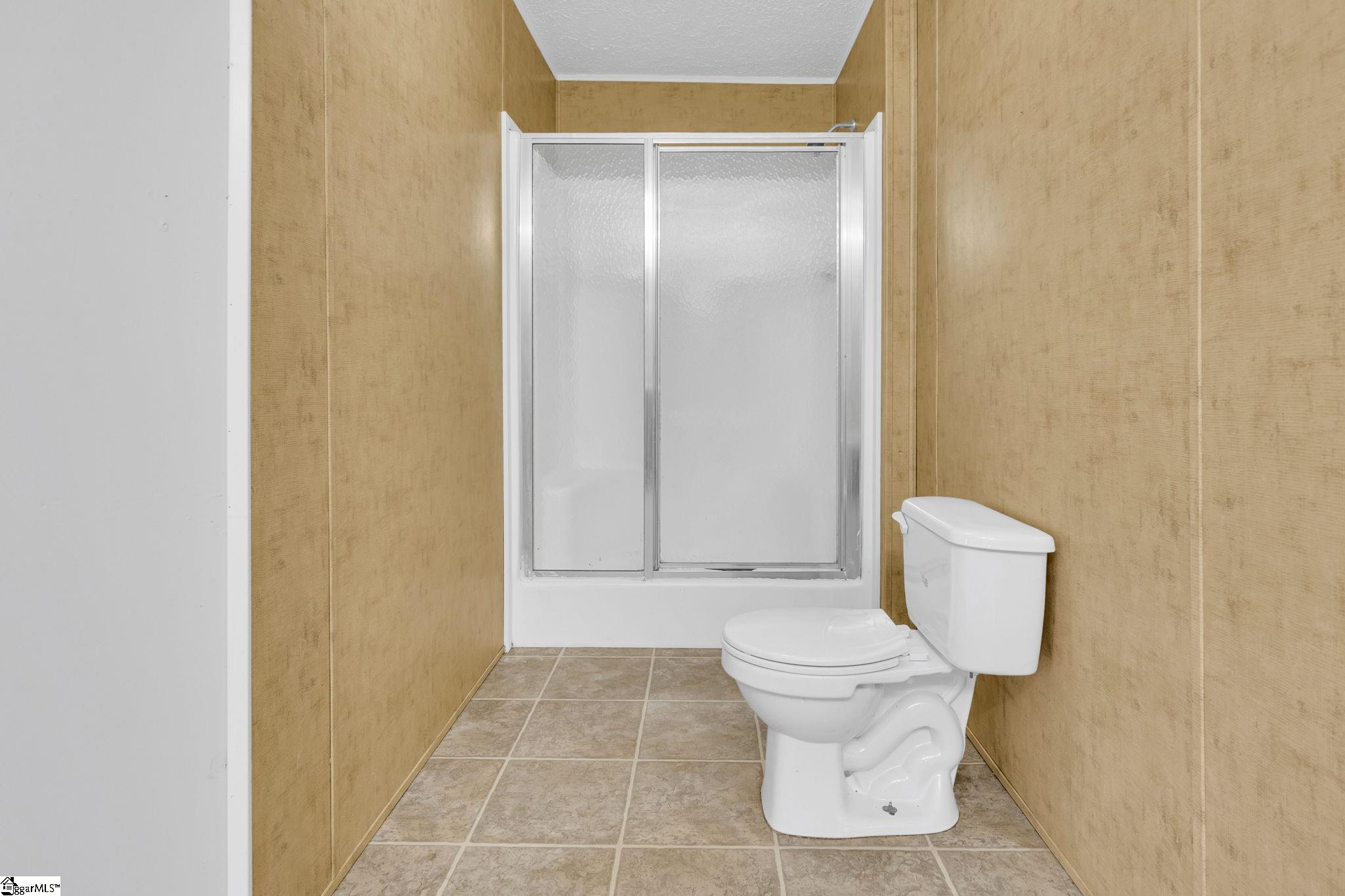 Seneca, South Carolina 29678, United States, 3 Bedrooms Bedrooms, ,2 BathroomsBathrooms,Residential,Contingent,116181