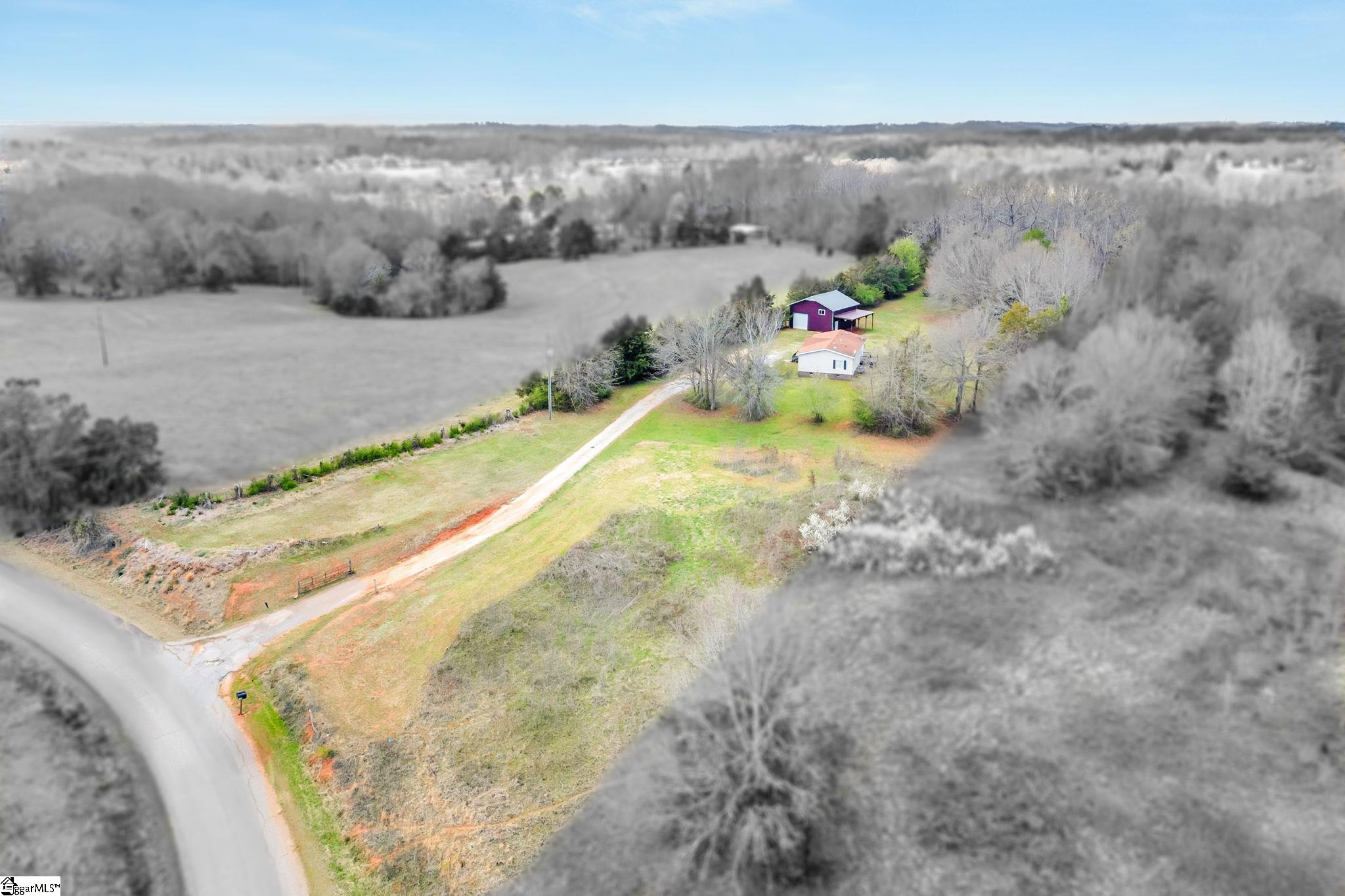 Seneca, South Carolina 29678, United States, 3 Bedrooms Bedrooms, ,2 BathroomsBathrooms,Residential,Contingent,116181