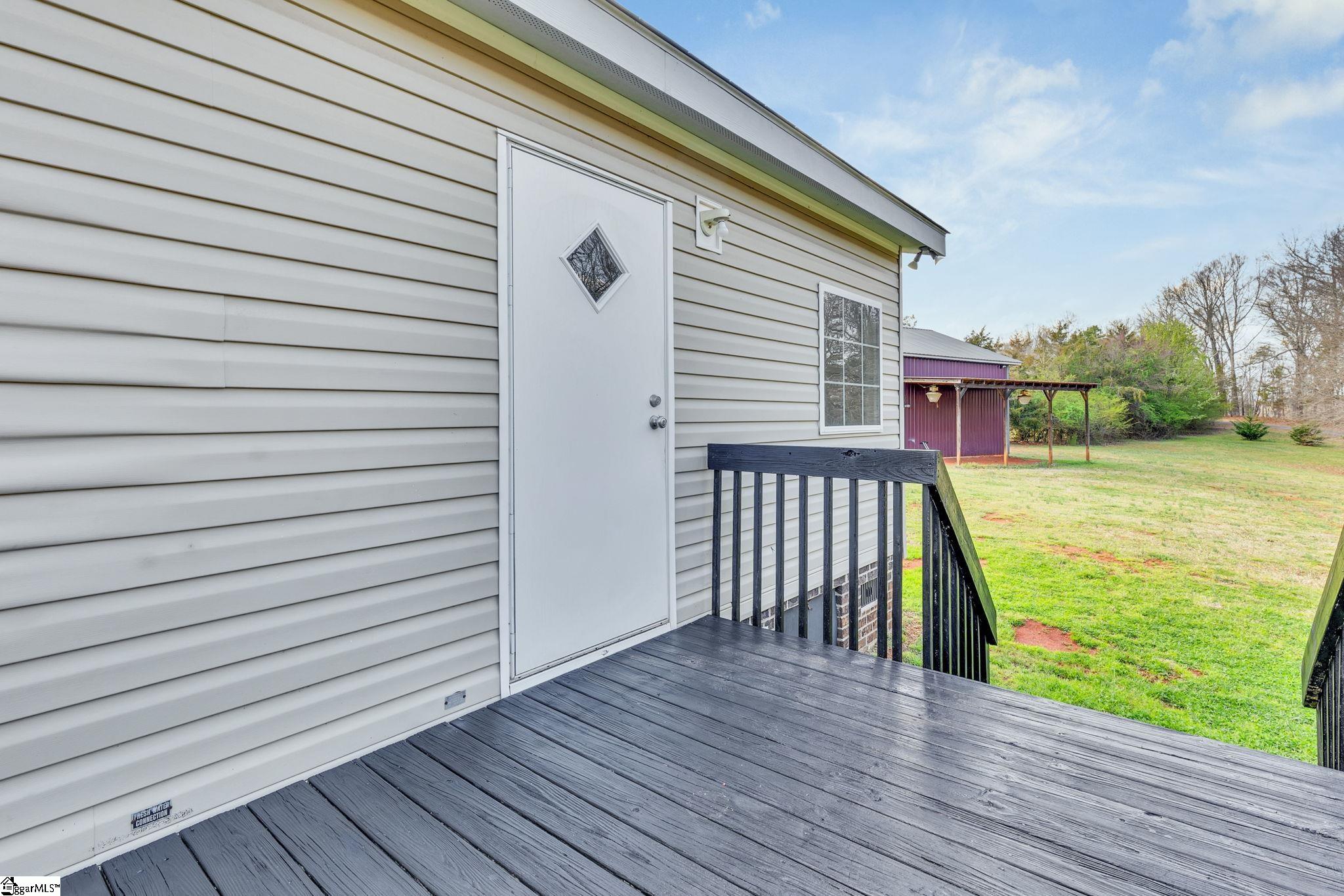 Seneca, South Carolina 29678, United States, 3 Bedrooms Bedrooms, ,2 BathroomsBathrooms,Residential,Contingent,116181