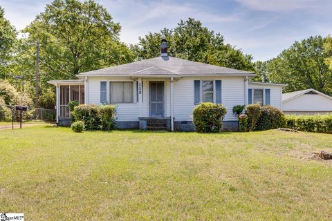 Photo of 115 Prosperity Avenue, Greenville, SC 29605 (MLS # 1588448)