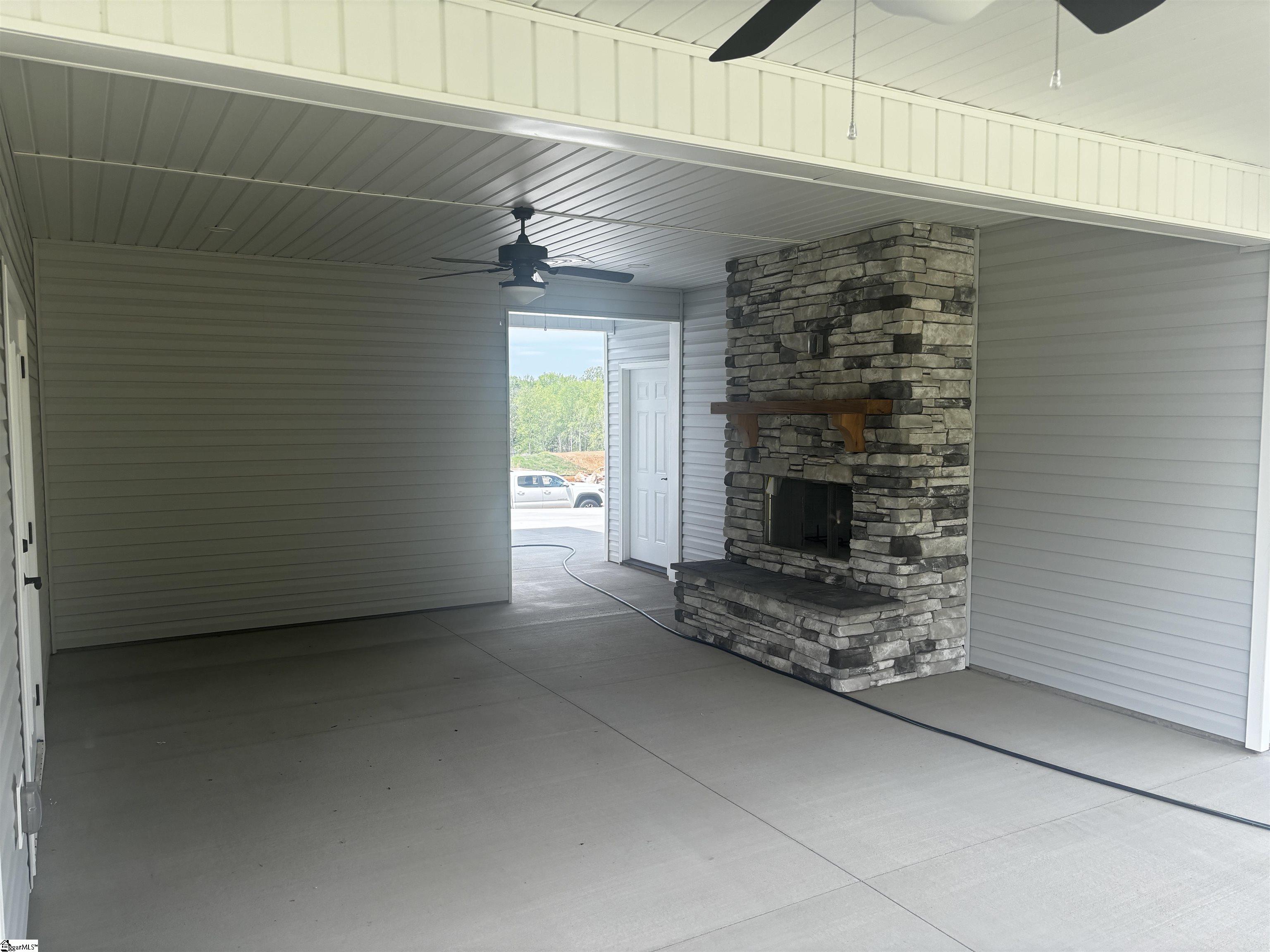 110 Hintons Farms Drive