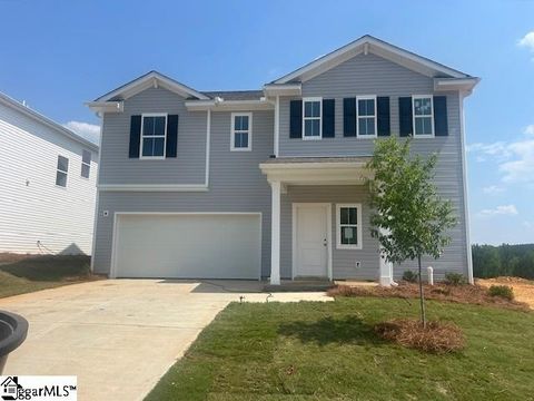 Photo of 179 Gumwood Circle, Gaffney, SC 29341 (MLS # 1589463)