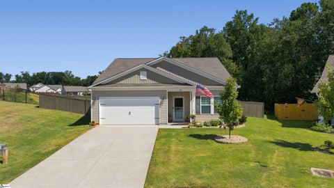 Photo of 409 Sonoma Court, Seneca, SC 29678 (MLS # 1603651)