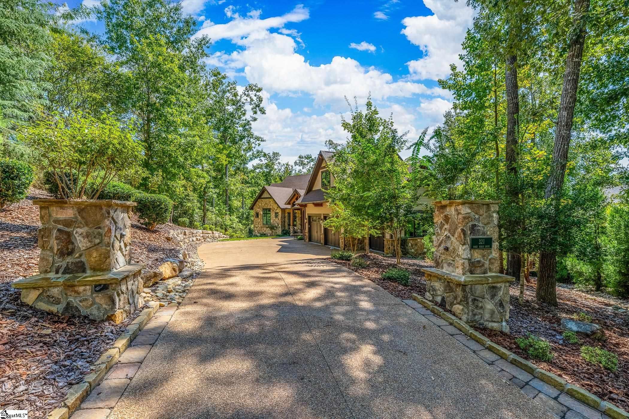 321 Wake Robin Drive