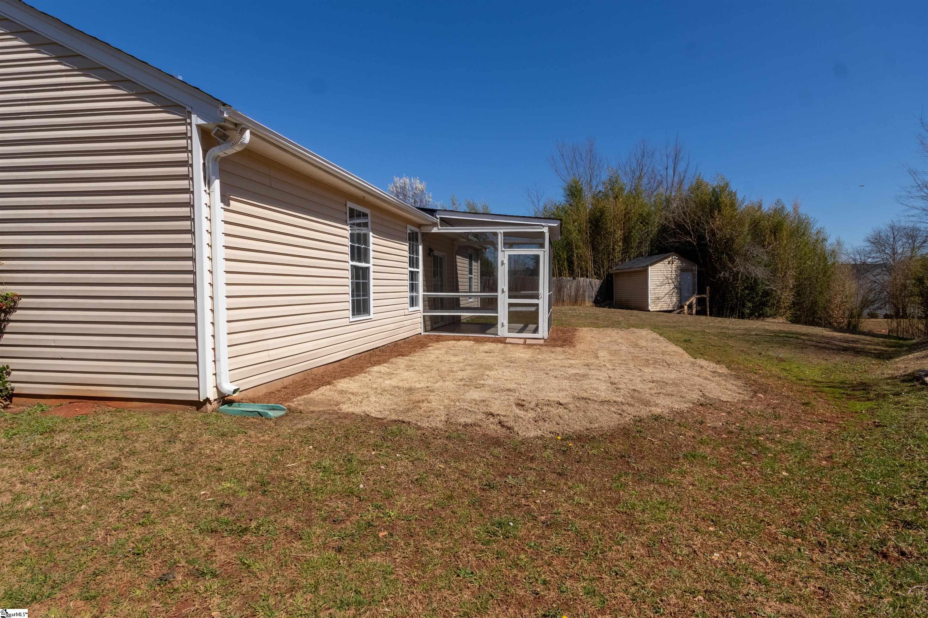 Greer, South Carolina 29650, United States, 4 Bedrooms Bedrooms, ,2 BathroomsBathrooms,Residential,Contingent,88312