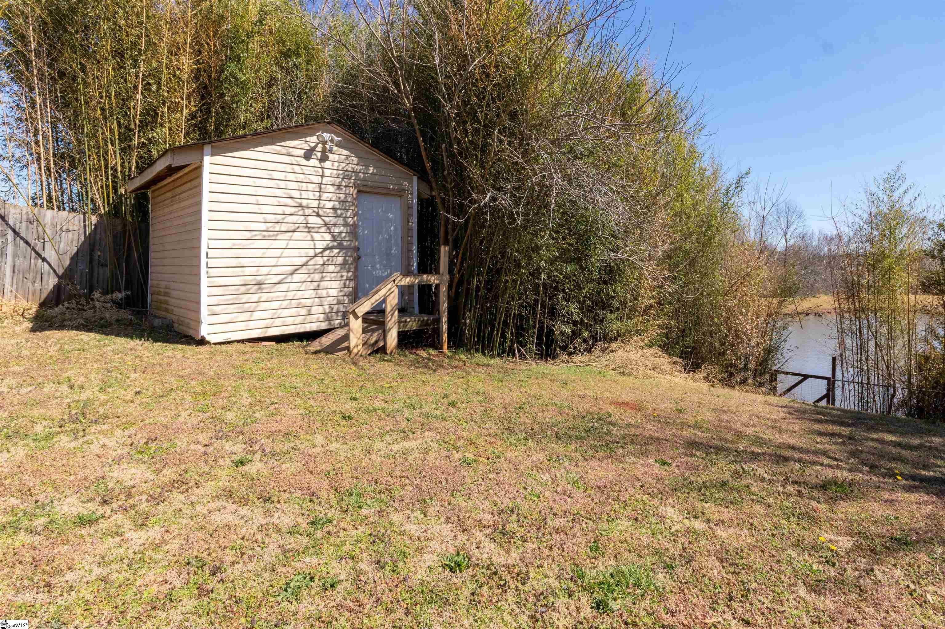 Greer, South Carolina 29650, United States, 4 Bedrooms Bedrooms, ,2 BathroomsBathrooms,Residential,Contingent,88312