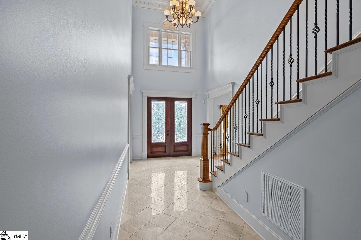 201 Corinthian Drive