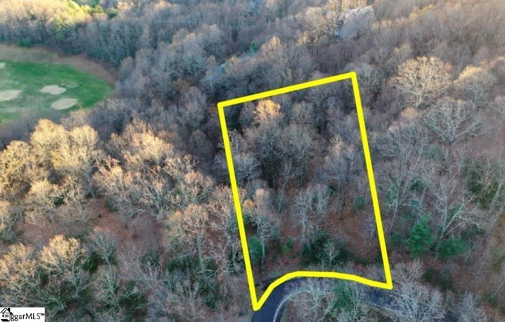 124 Mossy Glenn Drive
