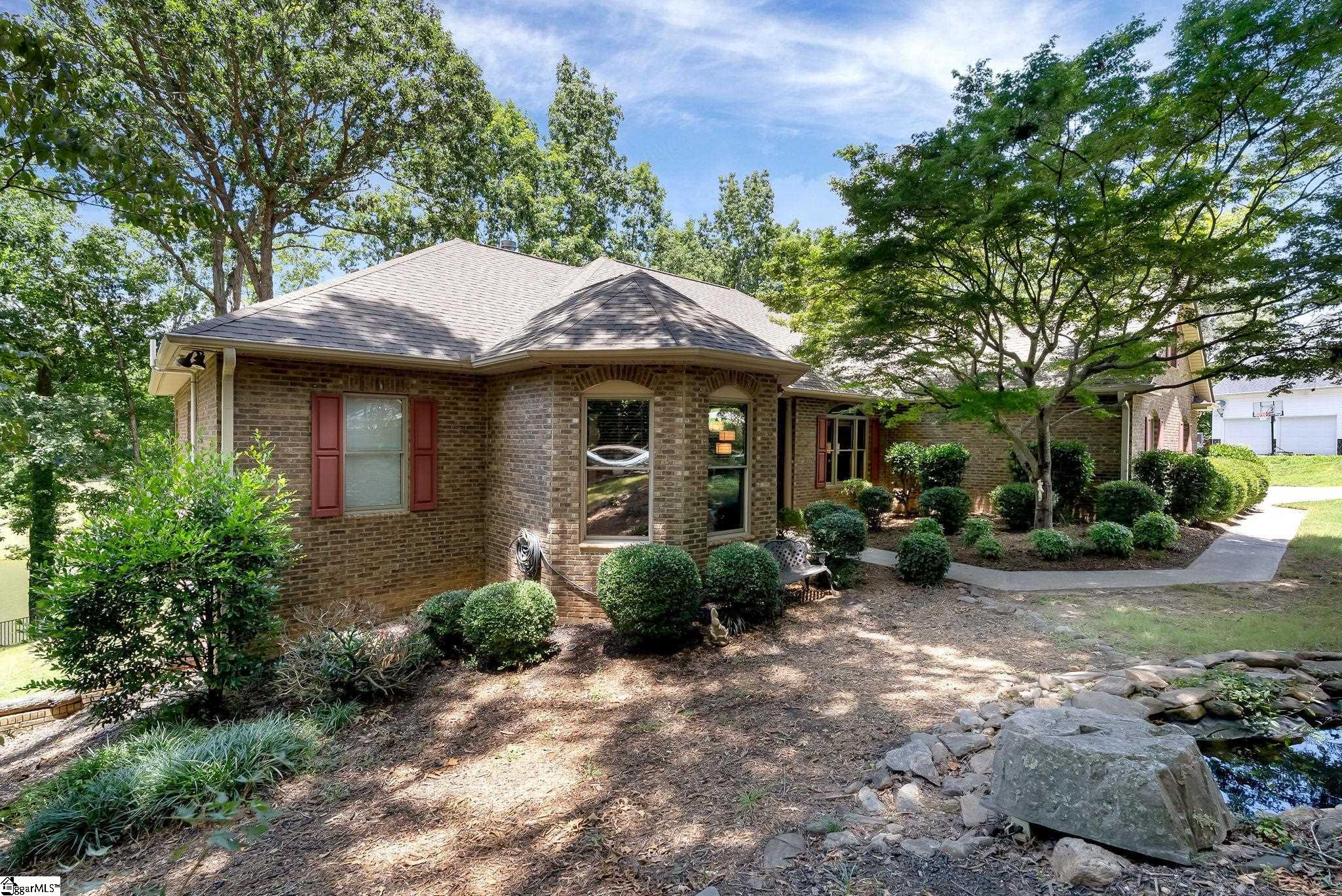 124 Lake Point Drive