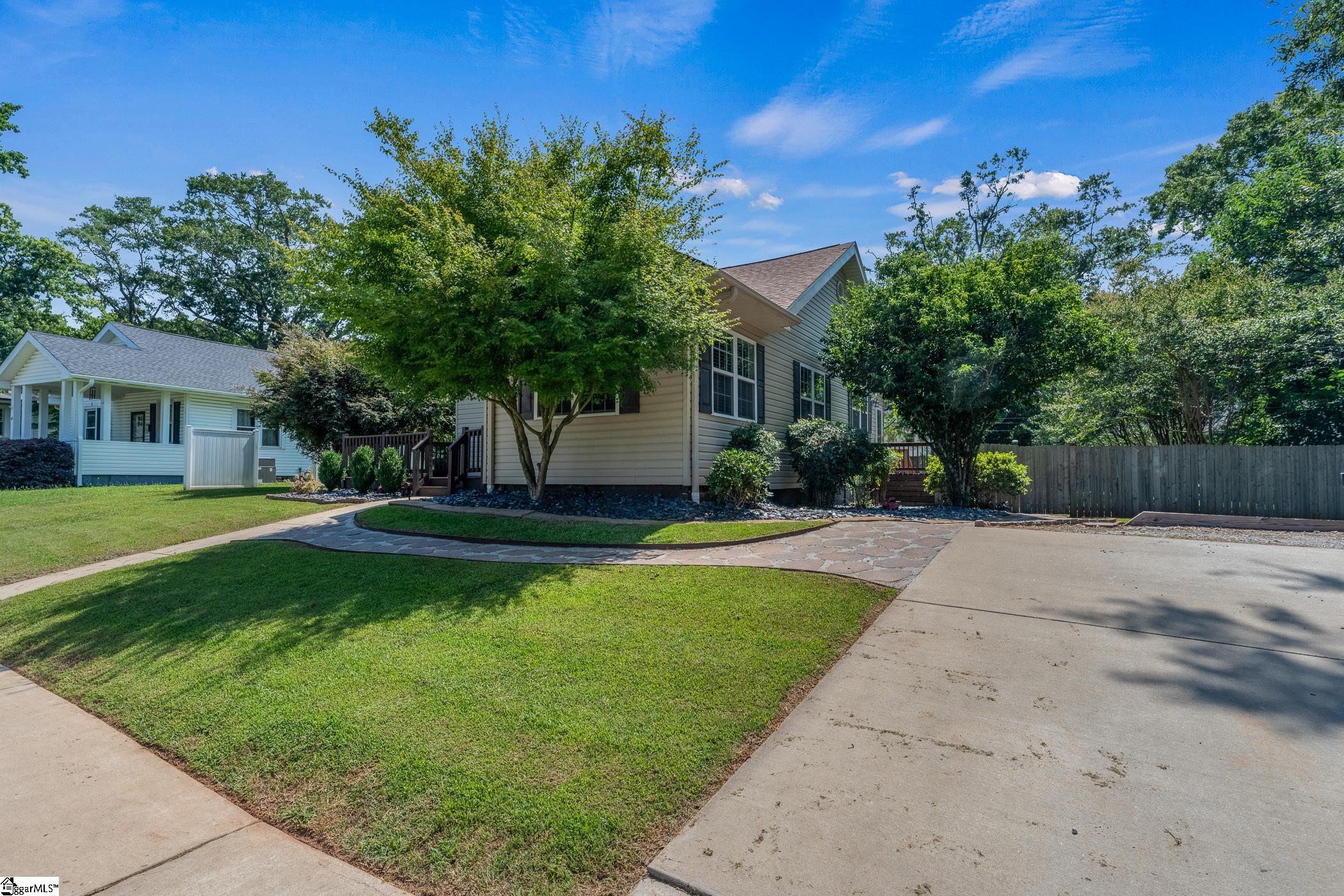 2 Upland Street