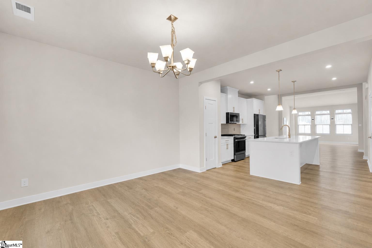 31 Moss Hollow Way