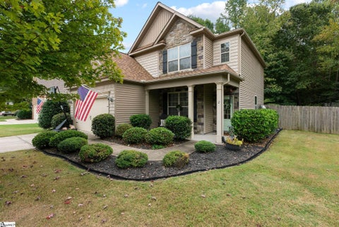 Photo of 2 Oak Willow Court, Fountain Inn, SC 29644 (MLS # 1606550)