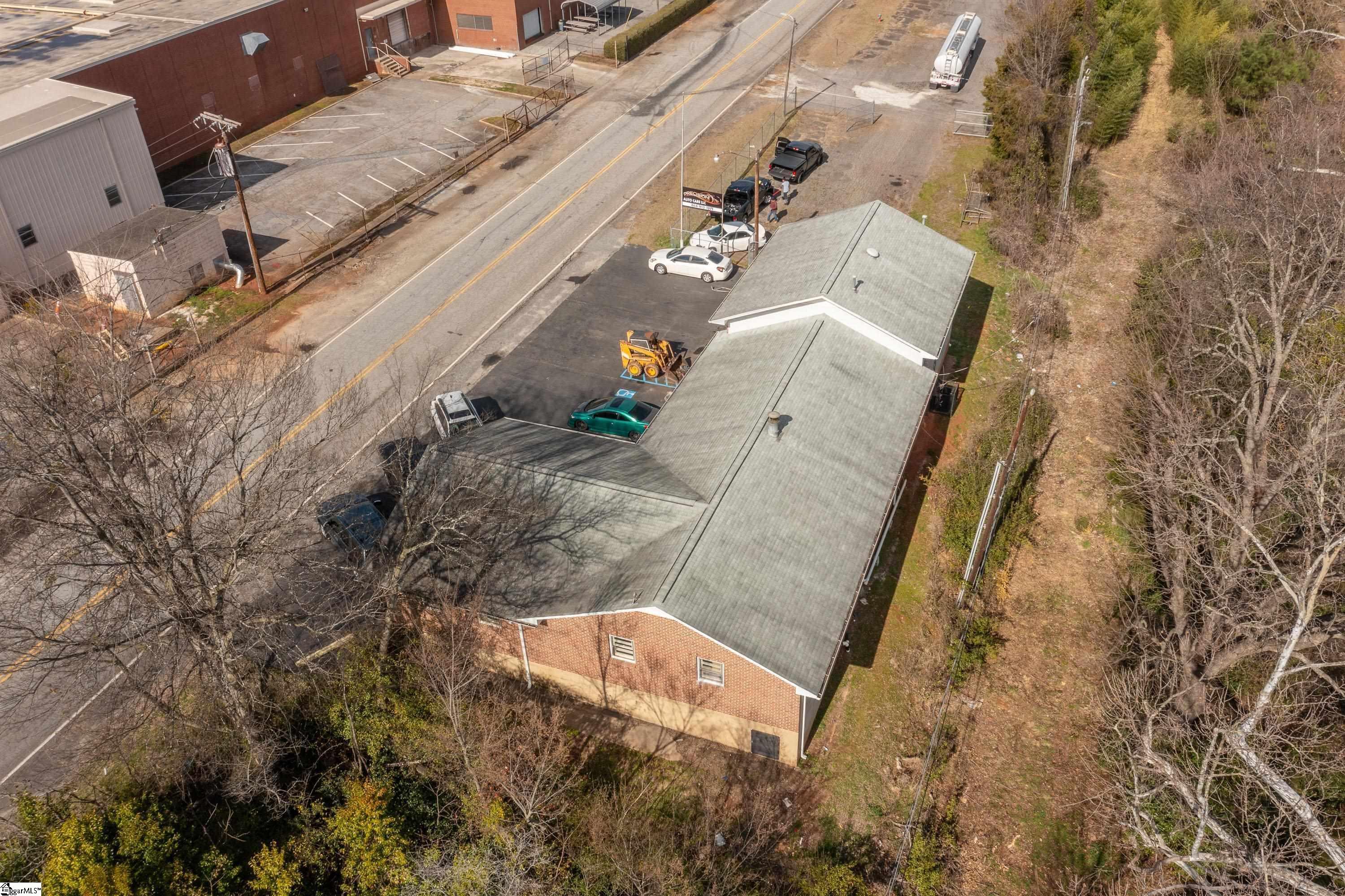 250 Cedar Springs Avenue