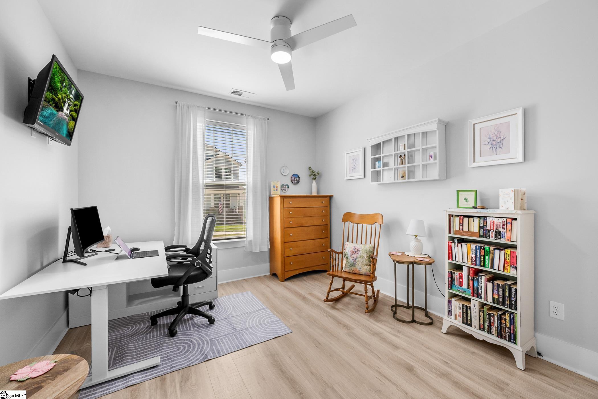 425 Galleron Court