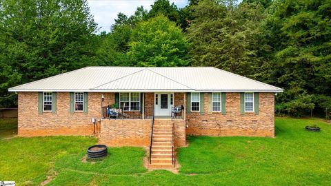 150 Cedar Hill Drive Seneca SC 29672