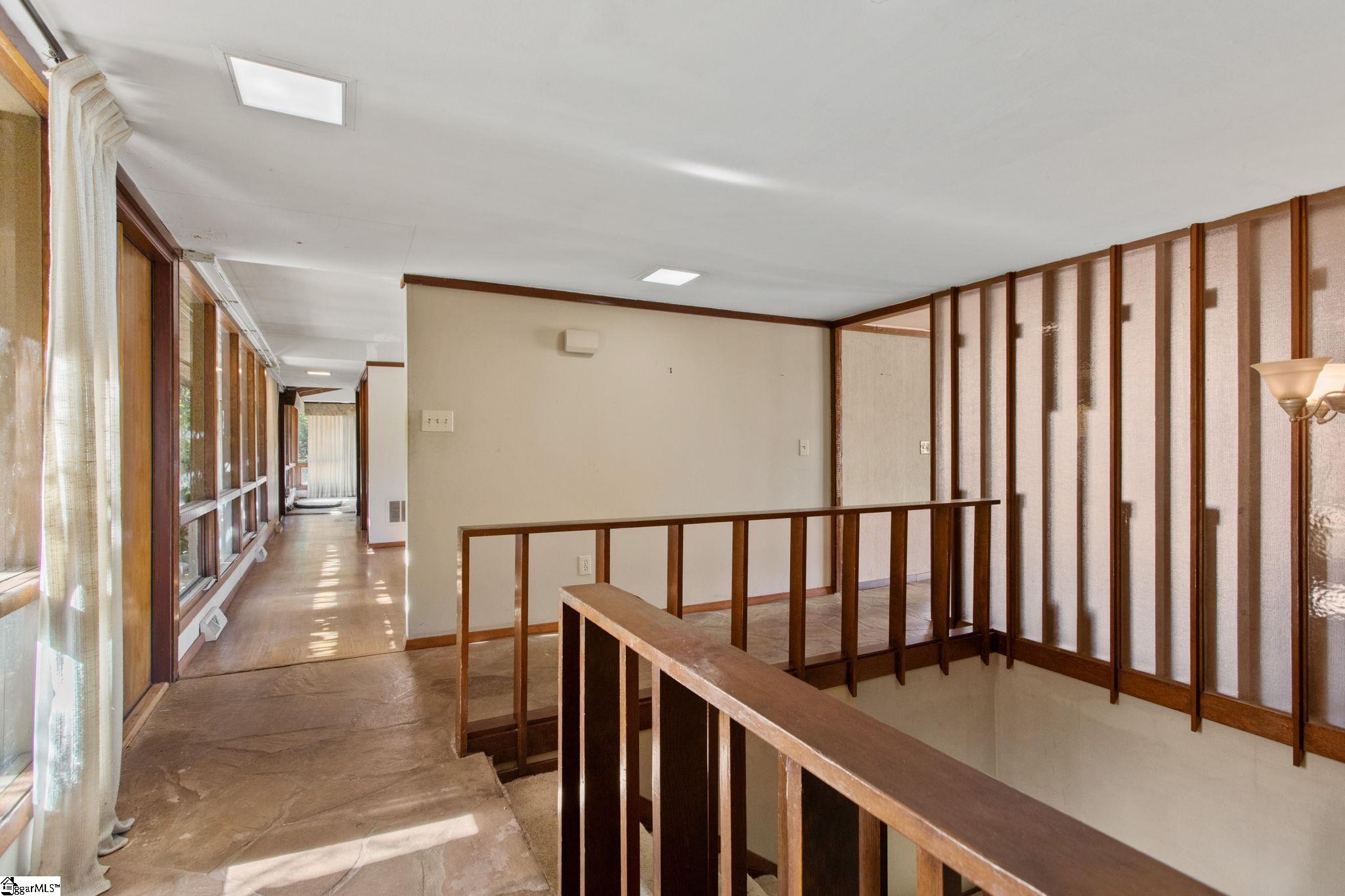 Greenville, South Carolina 29607, United States, 5 Bedrooms Bedrooms, ,4 BathroomsBathrooms,Residential,Active,243049