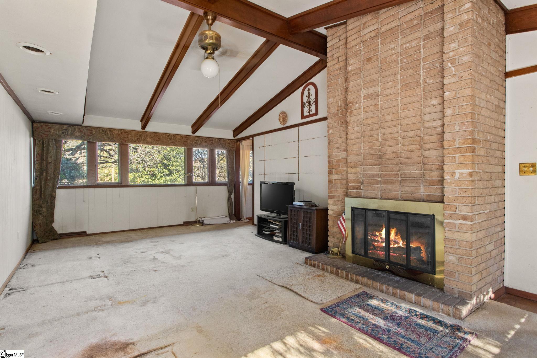 Greenville, South Carolina 29607, United States, 5 Bedrooms Bedrooms, ,4 BathroomsBathrooms,Residential,Active,243049