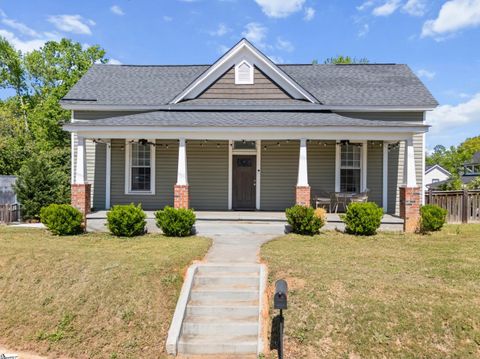 Photo of 904 Anderson Road, Greenville, SC 29601 (MLS # 1588651)