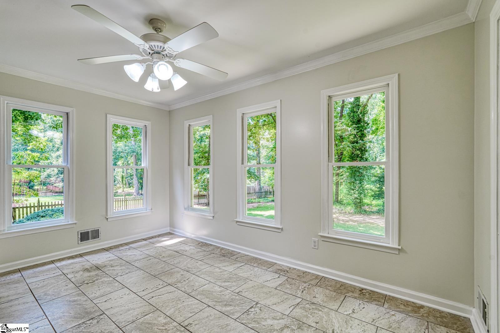 148 Woodridge Drive