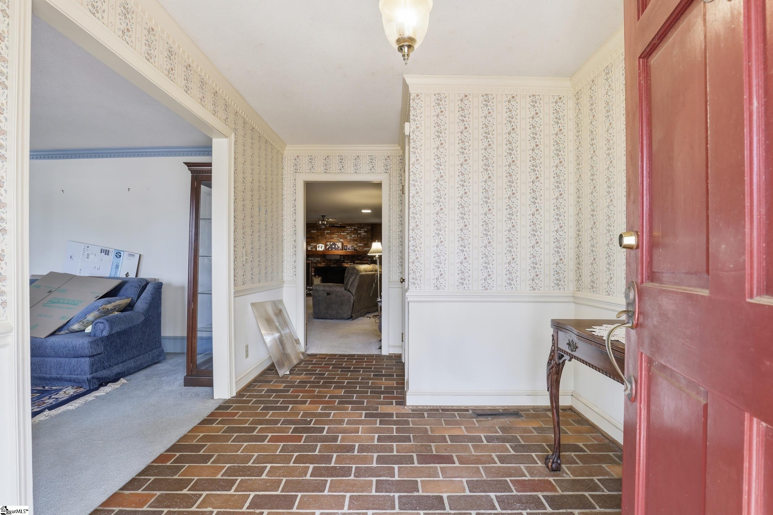 209 Powdersville Main