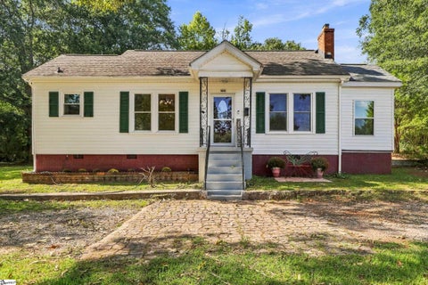 Photo of 209 Tindal Road, Greenville, SC 29617 (MLS # 1604231)
