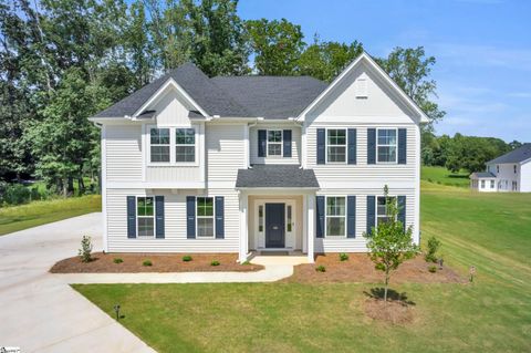 105 Fox Den Court Easley SC 29642