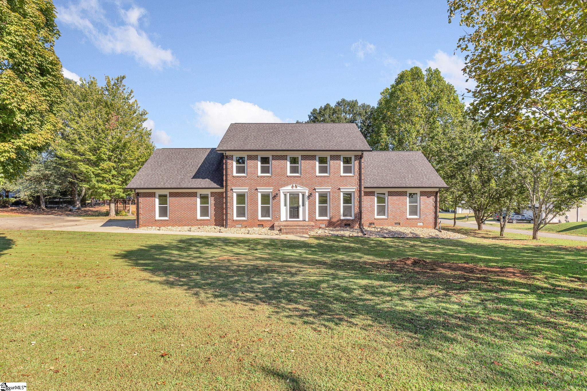 Greer, South Carolina 29652, United States, 4 Bedrooms Bedrooms, ,4 BathroomsBathrooms,Residential,Active,235517