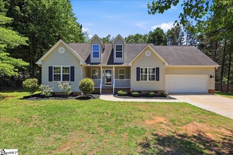 Photo of 1 Brooke Lee Circle, Taylors, SC 29687 (MLS # 1591964)