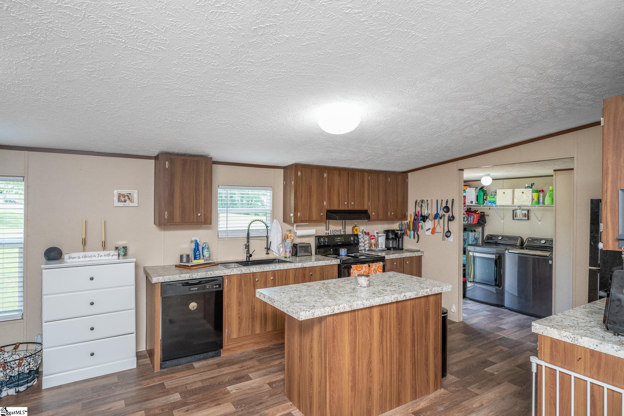 827A Elrod Road