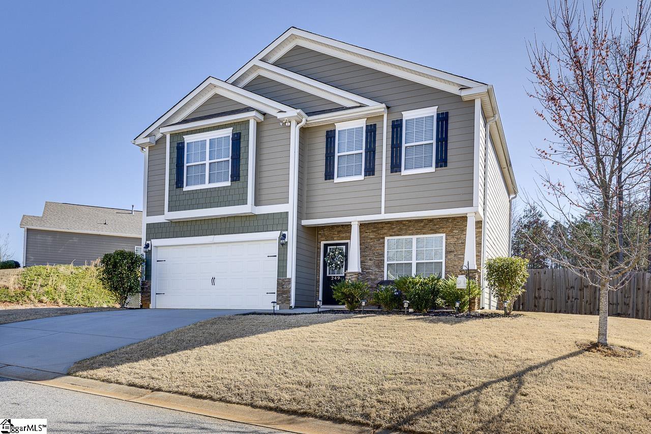 Greer, South Carolina 29650, United States, 4 Bedrooms Bedrooms, ,3 BathroomsBathrooms,Residential,Contingent,90533