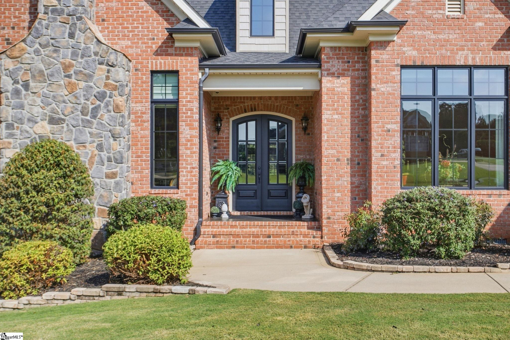 326 Crepe Myrtle Drive