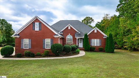 Photo of 919 Centerville Road, Anderson, SC 29625 (MLS # 1573646)