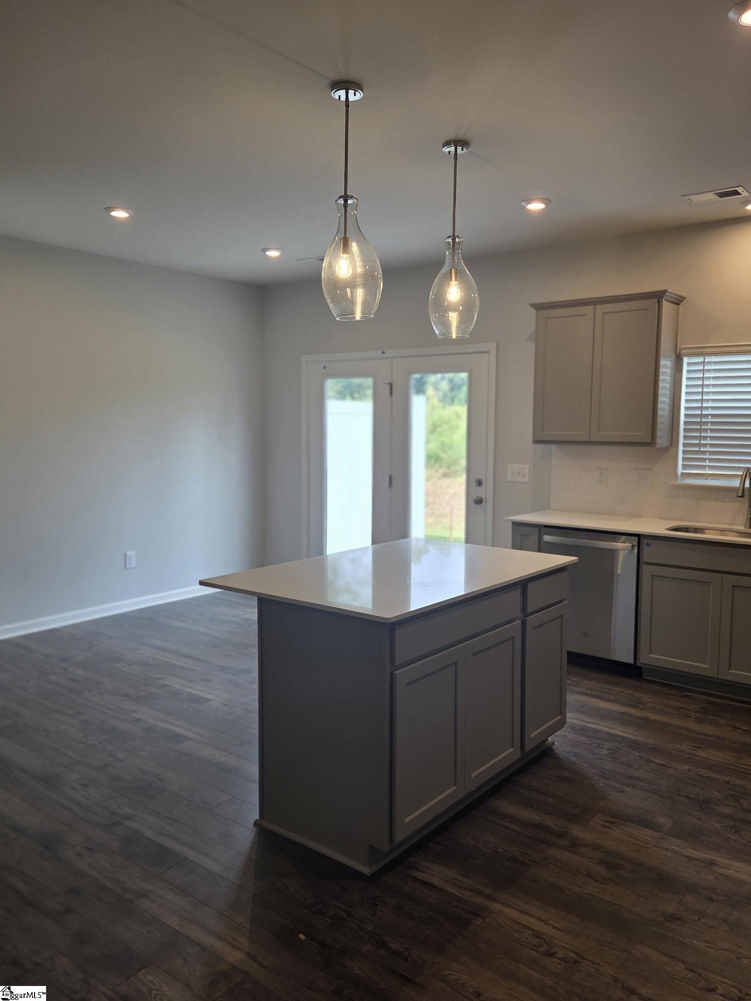 252 Santorini Way