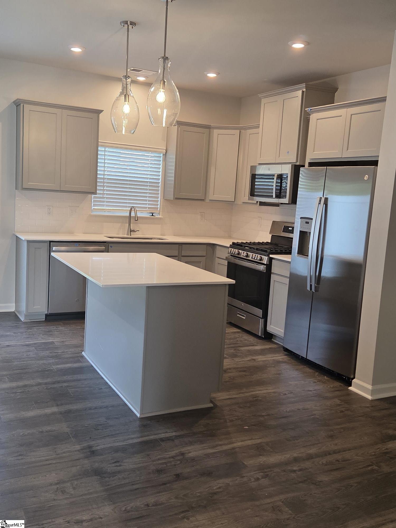 252 Santorini Way