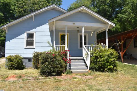 Photo of 500 W 4th Avenue, Easley, SC 29640 (MLS # 1589468)